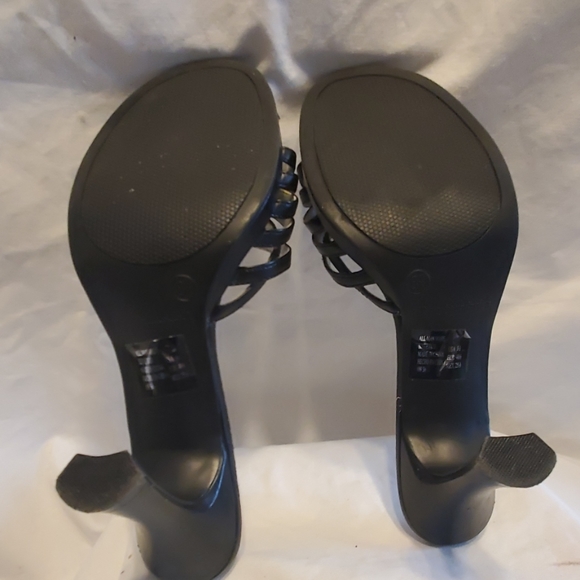 Heels. no Boundaries. 8.5 - Picture 5 of 5